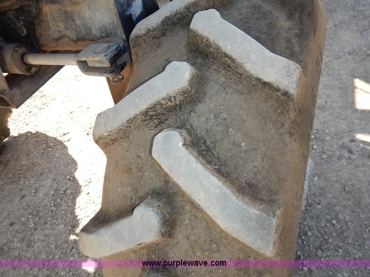 image for item I5095 1994 Wilmar 745 self-propelled sprayer