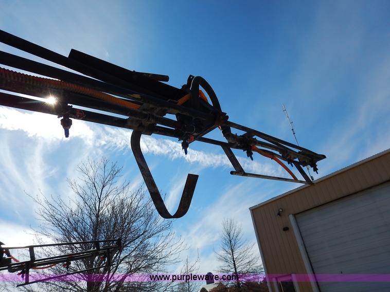 image for item I5095 1994 Wilmar 745 self-propelled sprayer