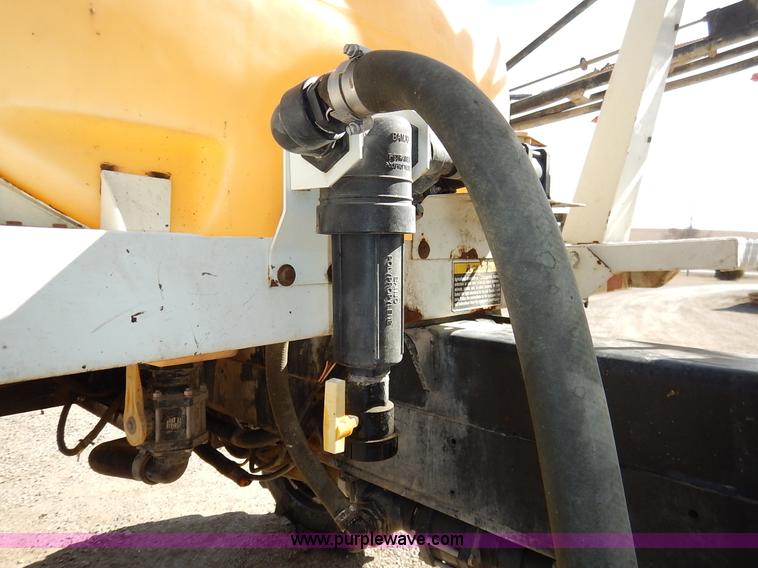 image for item I5095 1994 Wilmar 745 self-propelled sprayer