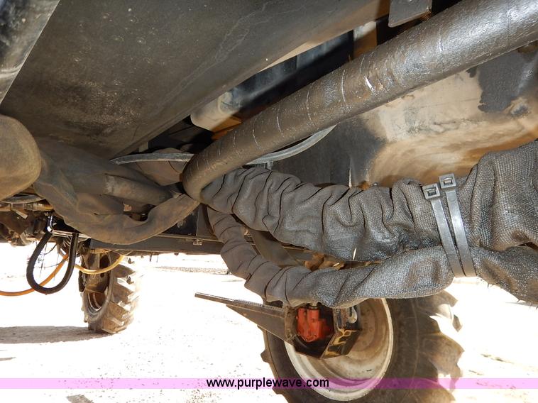 image for item I5095 1994 Wilmar 745 self-propelled sprayer