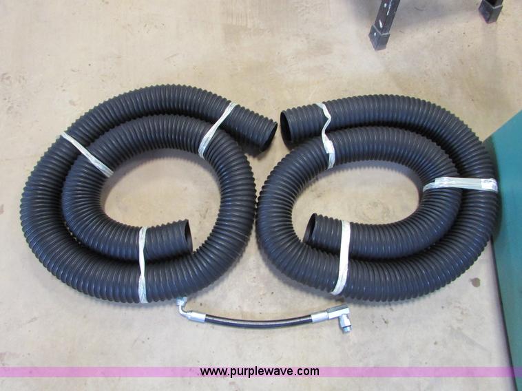 image for item I6596 1998 John Deere 1770 Conservation planter