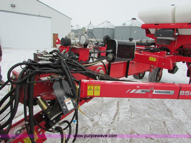 image for item I6616 2012 White 8524 planter