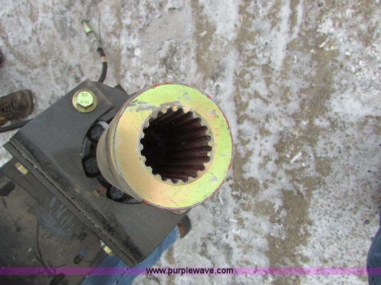 image for item I6616 2012 White 8524 planter