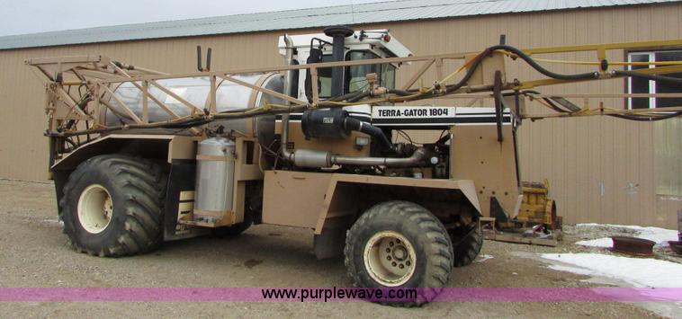 image for item I6640 1991 Ag-Chem TerraGator 1804 self-propelled sprayer