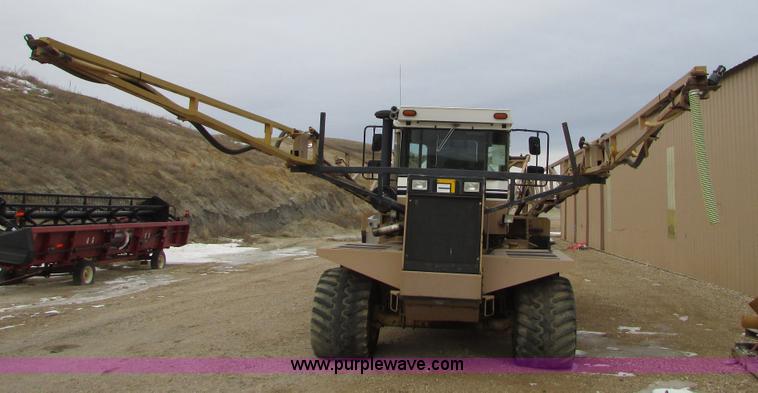 image for item I6640 1991 Ag-Chem TerraGator 1804 self-propelled sprayer