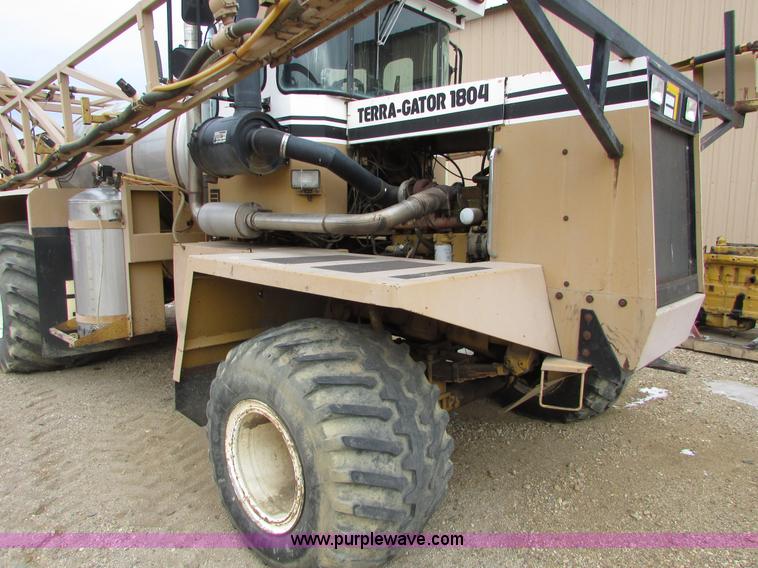 image for item I6640 1991 Ag-Chem TerraGator 1804 self-propelled sprayer