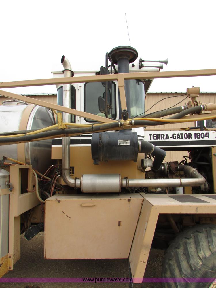 image for item I6640 1991 Ag-Chem TerraGator 1804 self-propelled sprayer