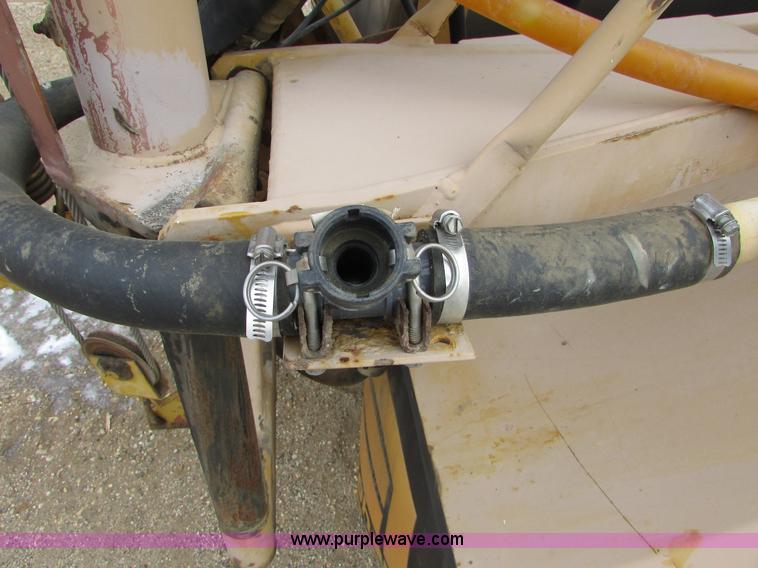 image for item I6640 1991 Ag-Chem TerraGator 1804 self-propelled sprayer