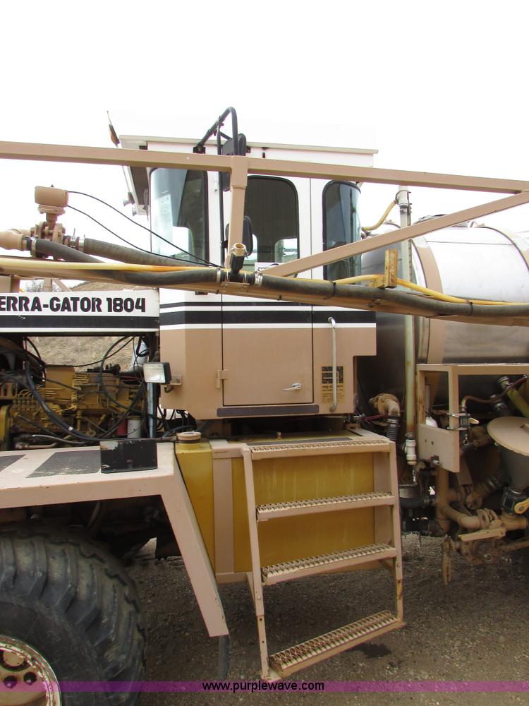 image for item I6640 1991 Ag-Chem TerraGator 1804 self-propelled sprayer