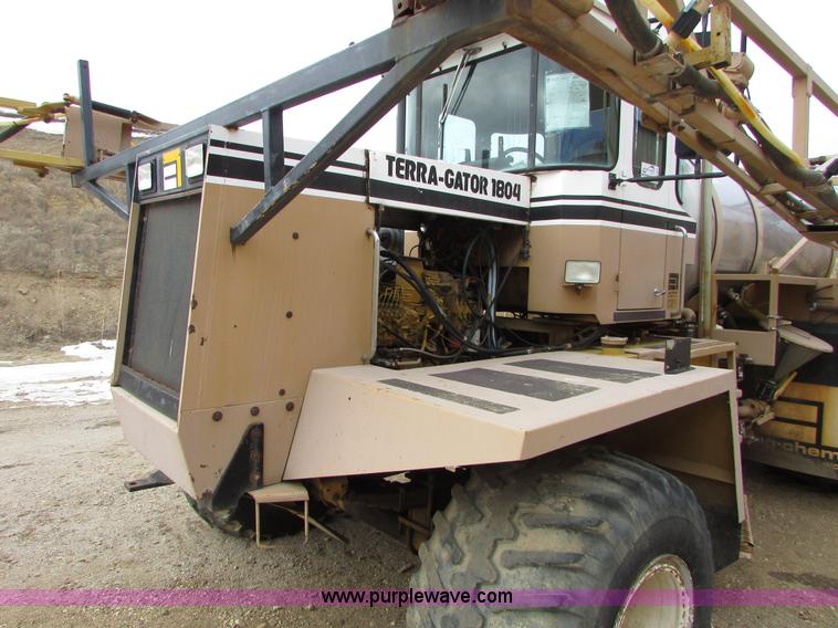 image for item I6640 1991 Ag-Chem TerraGator 1804 self-propelled sprayer