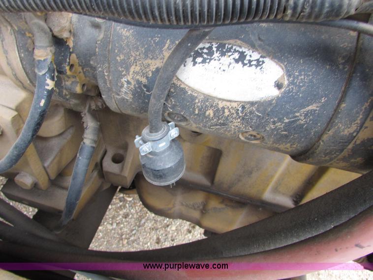 image for item I6640 1991 Ag-Chem TerraGator 1804 self-propelled sprayer