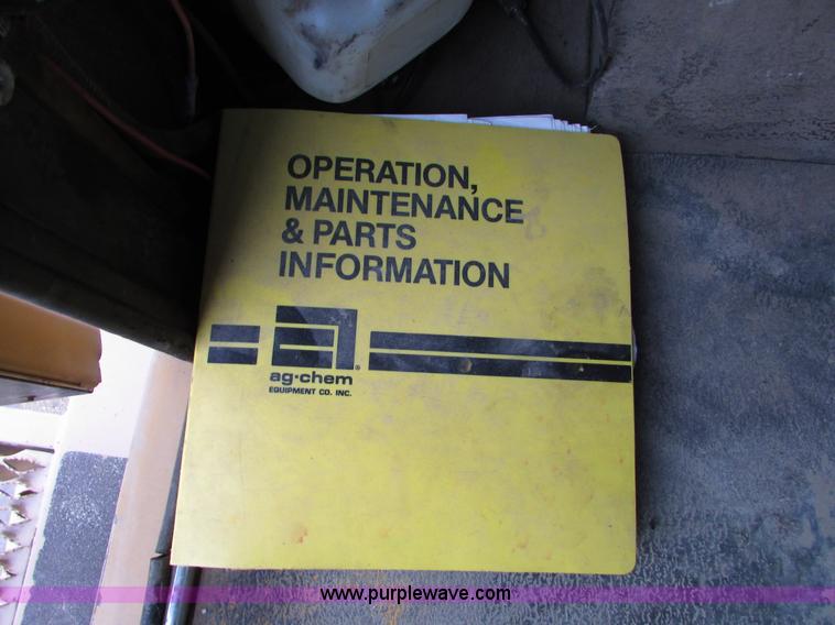 image for item I6640 1991 Ag-Chem TerraGator 1804 self-propelled sprayer