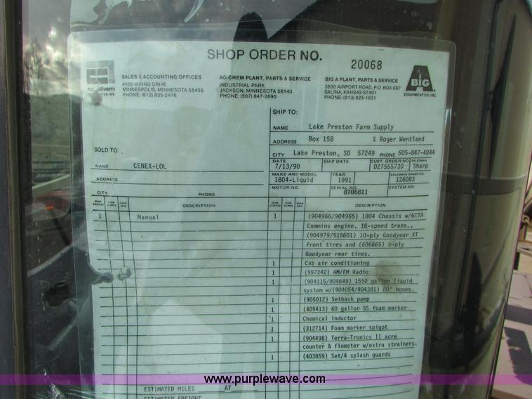 image for item I6640 1991 Ag-Chem TerraGator 1804 self-propelled sprayer