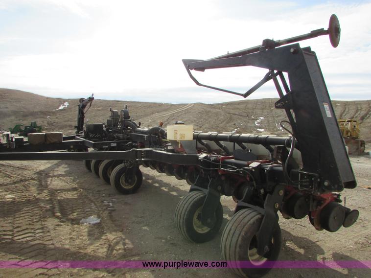 image for item I6641 2001 White 8524 split row planter