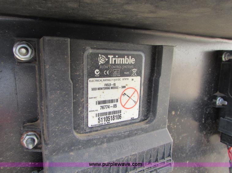 image for item I6641 2001 White 8524 split row planter