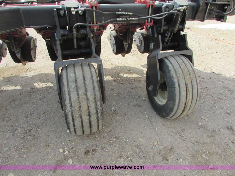 image for item I6641 2001 White 8524 split row planter