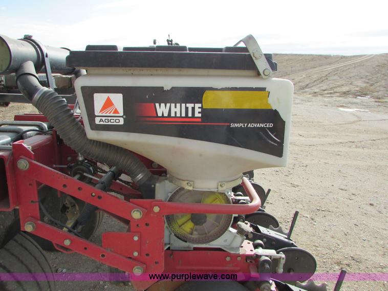 image for item I6641 2001 White 8524 split row planter
