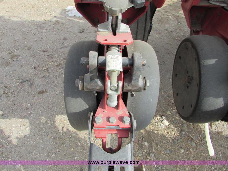 image for item I6641 2001 White 8524 split row planter