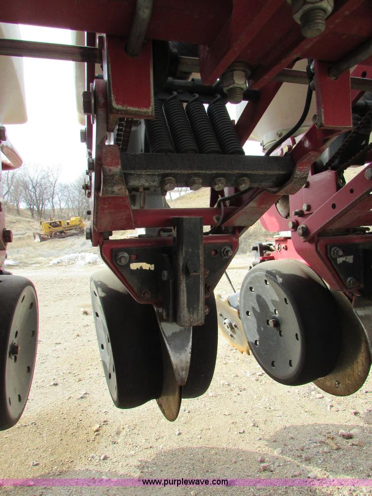 image for item I6641 2001 White 8524 split row planter