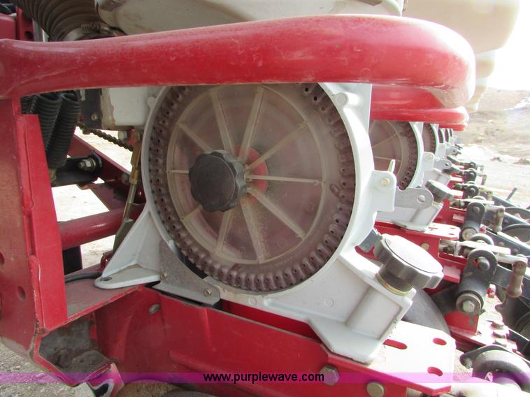 image for item I6641 2001 White 8524 split row planter