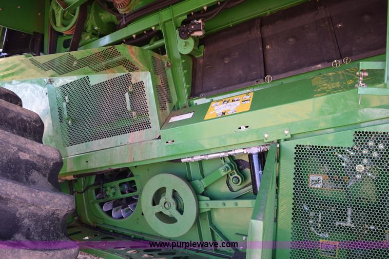 image for item I8501 2010 John Deere 9870 STS RWA combine