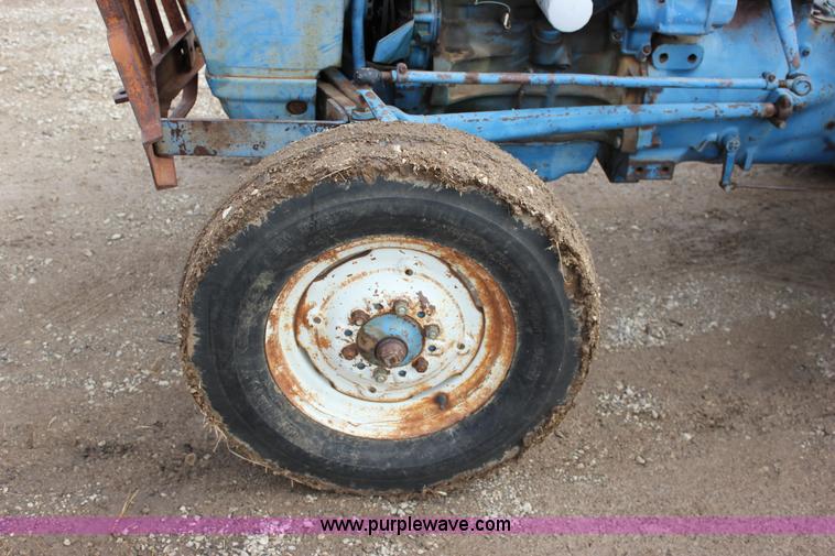 image for item J2289 Ford 3600 tractor