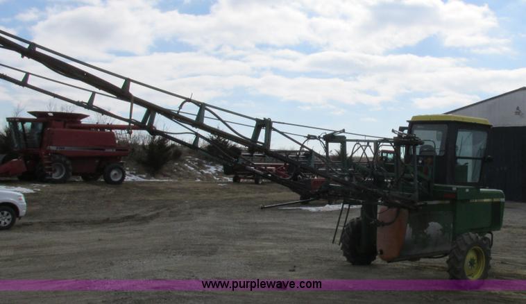 image for item K2035 John Deere 6000 self-propelled sprayer