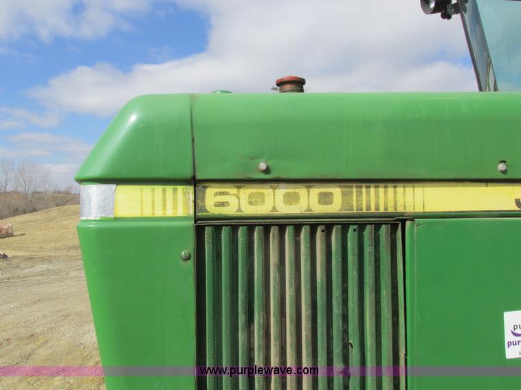 image for item K2035 John Deere 6000 self-propelled sprayer
