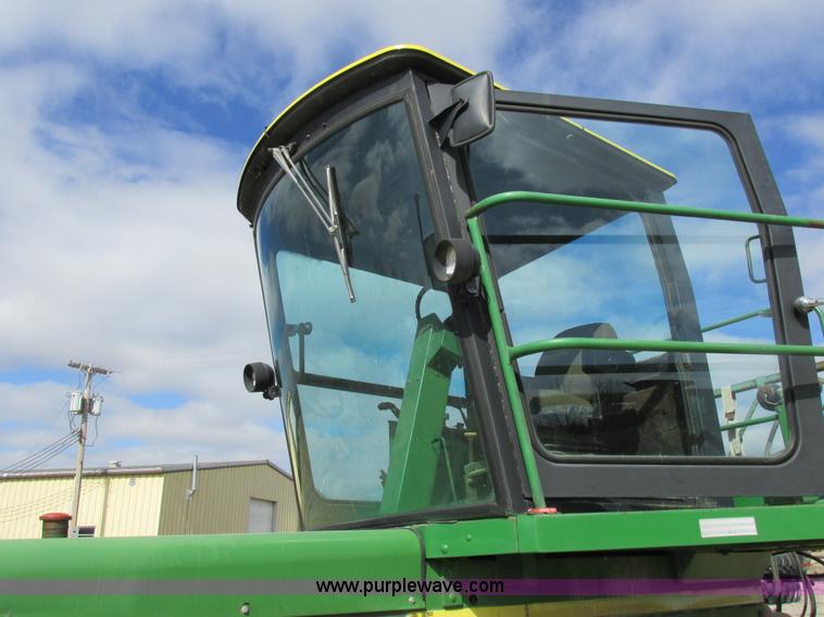 image for item K2035 John Deere 6000 self-propelled sprayer