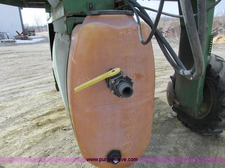 image for item K2035 John Deere 6000 self-propelled sprayer