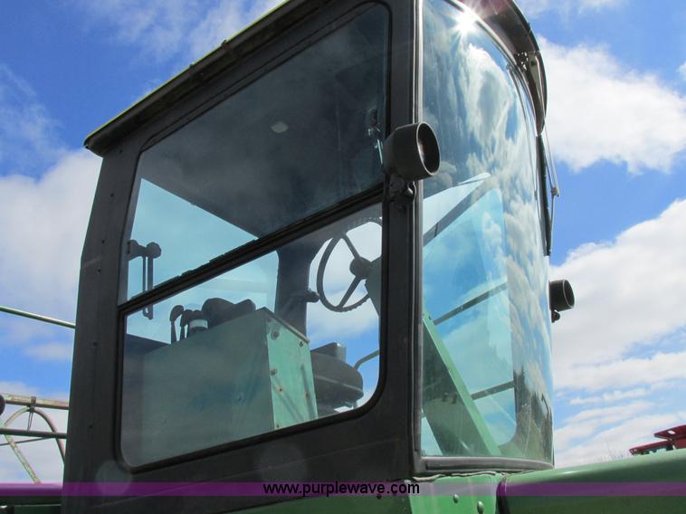 image for item K2035 John Deere 6000 self-propelled sprayer