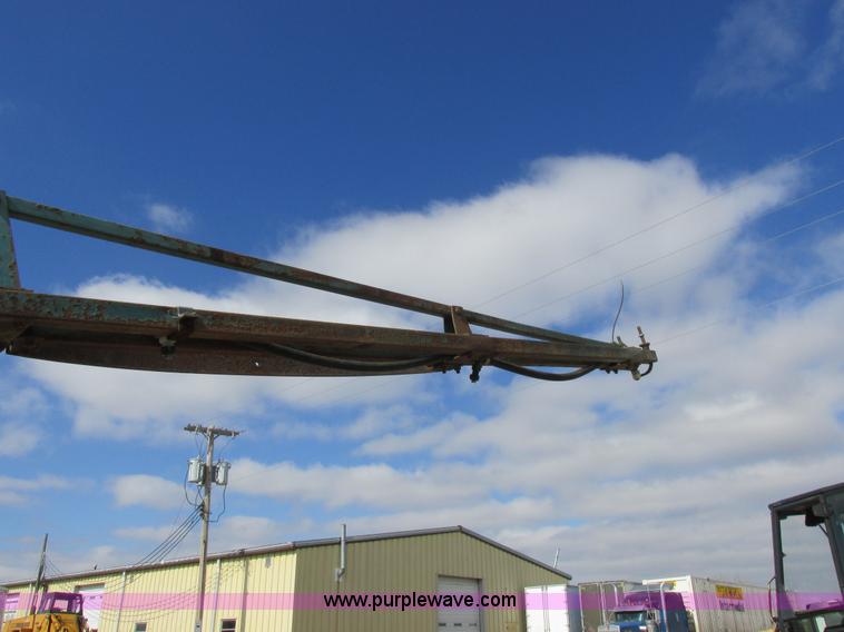 image for item K2035 John Deere 6000 self-propelled sprayer