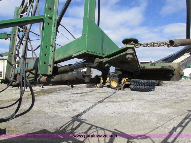 image for item K2035 John Deere 6000 self-propelled sprayer