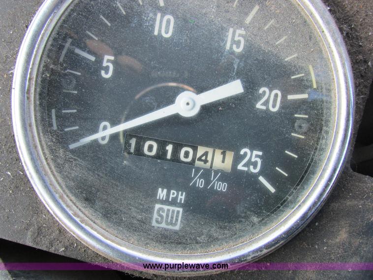 image for item K2035 John Deere 6000 self-propelled sprayer