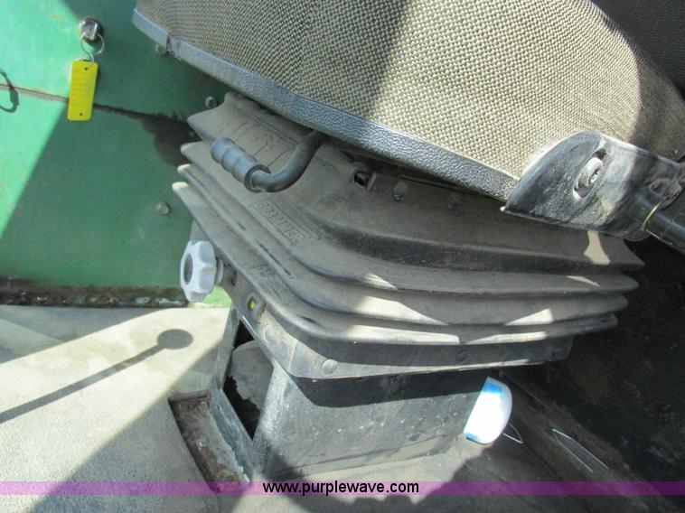 image for item K2035 John Deere 6000 self-propelled sprayer