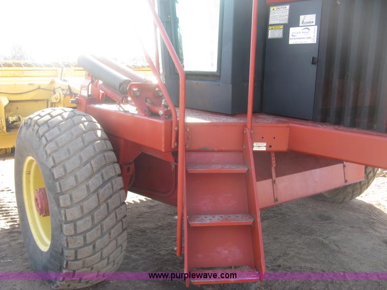 image for item K2930 1995 New Holland 2550 SpeedRower self-propelled windrower