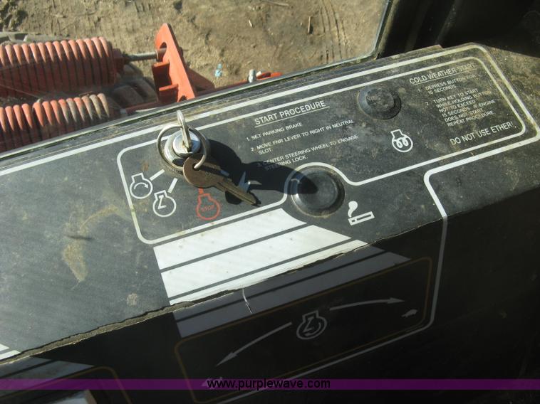 image for item K2930 1995 New Holland 2550 SpeedRower self-propelled windrower