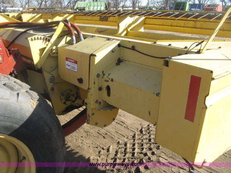 image for item K2930 1995 New Holland 2550 SpeedRower self-propelled windrower