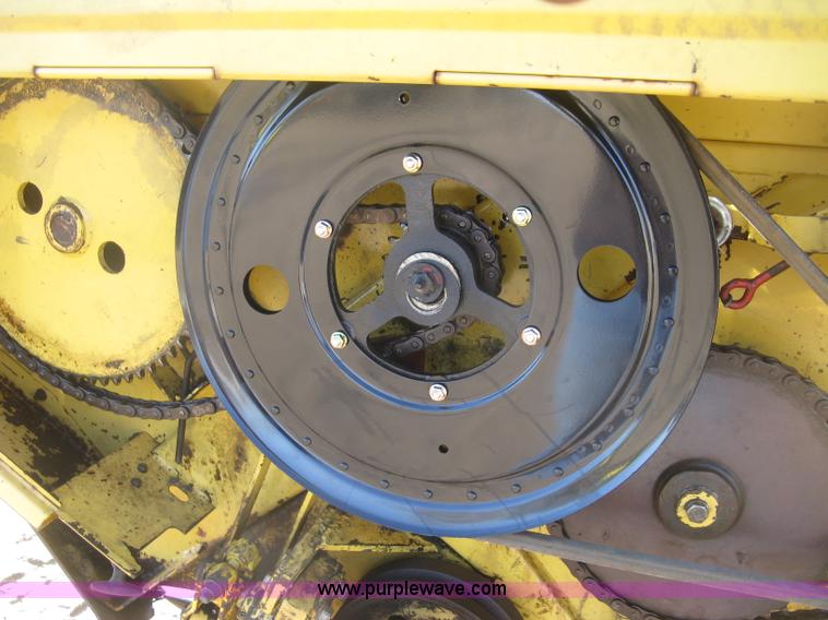 image for item K2930 1995 New Holland 2550 SpeedRower self-propelled windrower