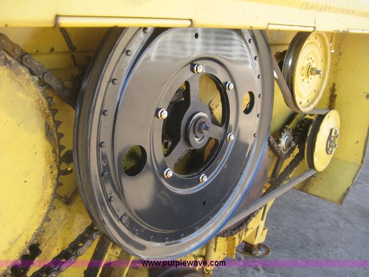 image for item K2930 1995 New Holland 2550 SpeedRower self-propelled windrower