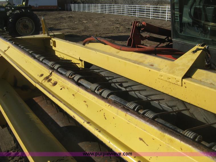 image for item K2930 1995 New Holland 2550 SpeedRower self-propelled windrower