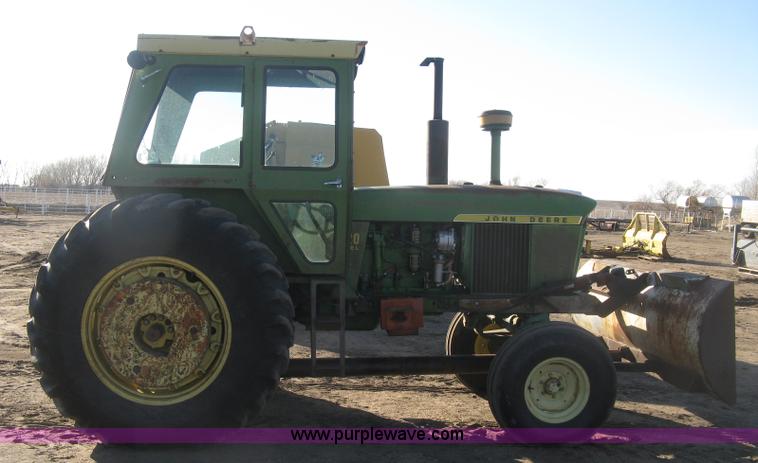 image for item K2943 1968 John Deere 4020 tractor