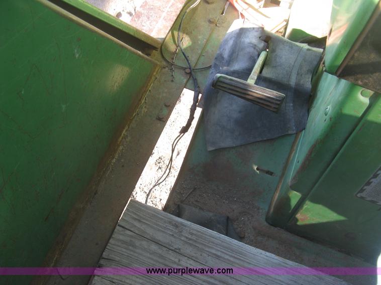 image for item K2943 1968 John Deere 4020 tractor