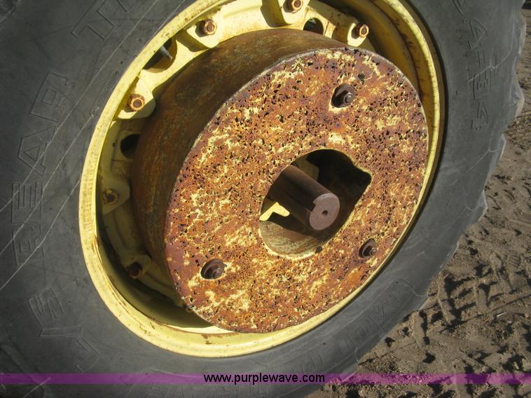 image for item K2943 1968 John Deere 4020 tractor