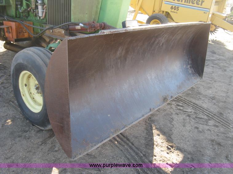 image for item K2943 1968 John Deere 4020 tractor