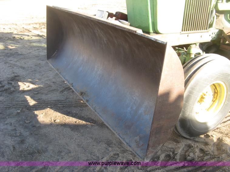 image for item K2943 1968 John Deere 4020 tractor