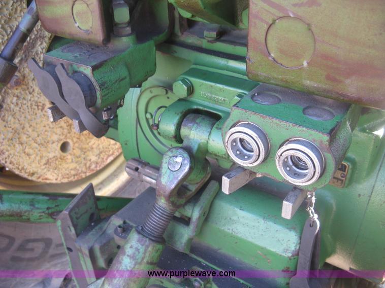 image for item K2944 1964 John Deere 4020 tractor