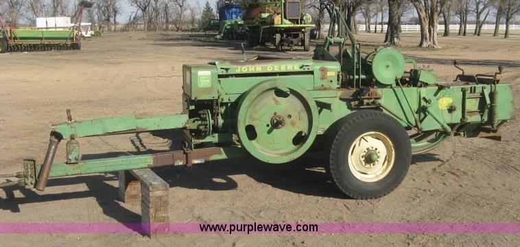 image for item K2977 John Deere 224WS square baler