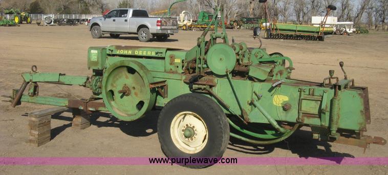image for item K2977 John Deere 224WS square baler