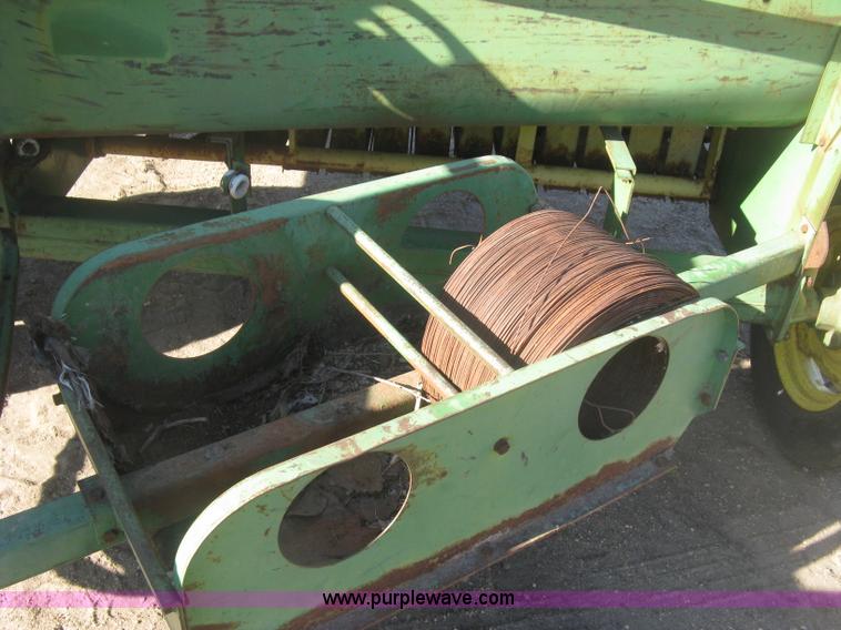 image for item K2977 John Deere 224WS square baler